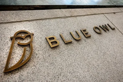 Blue Owl Credit Income fund inflows fell to $26.4 million in May. Investors are now cautious about lending standards and potential AI industry disruption.