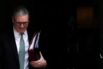 Allianz and Royal London Buy Gilts Amid UK Political Shift