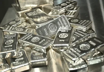 India restricts silver imports to protect reserves