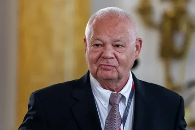 NBP Governor Says Poland Will Take Time to Assess Outlook