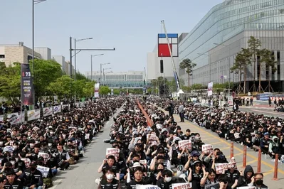 Samsung Workers Threaten 18 Day Strike Over Bonuses