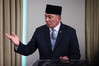 إندونيسيا تنفي التزامها بمنح أمريكا حقوق عبور جوي