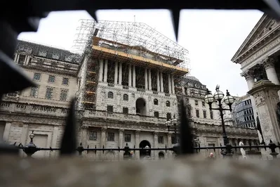 British employers reduced pay deals to 3.0 percent in the three months to April, marking the lowest level since mid-2025. This slowdown in wage growth offers potential relief for the Bank of England as it monitors inflation pressures and broader labour market cooling across the economy.