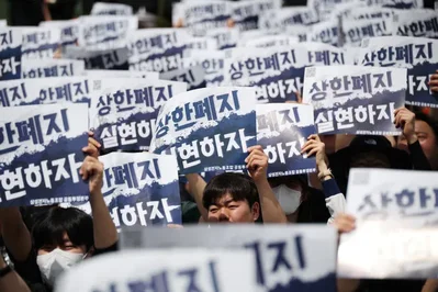Samsung and its union are in talks to avoid a strike over bonuses. A walkout by 48,000 workers could disrupt global chip supply chains starting Thursday.