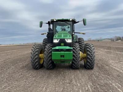 Deere คงเป้ากำไรปีนี้หลังผลงานไตรมาส 2 ดีกว่าคาด
