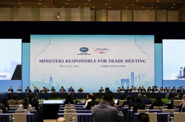 ภาพบรรยากาศทั่วไปของเซสชันเปิดการประชุมรัฐมนตรีการค้าเอเปค (MRT) ณ เมืองซูโจว มณฑลเจียงซู ประเทศจีน เมื่อวันที่ 22 พฤษภาคม 2024 REUTERS/Nicoco Chan