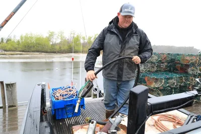 Guerra en Irán y costes del combustible frenan la pesca