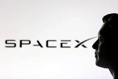 US Funds Raise Cash Ahead of SpaceX and OpenAI IPOs