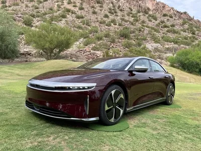 Lucid تستدعي 2,039 مركبة Air بسبب خلل في الطاقة
