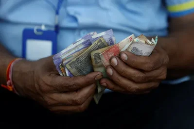 India forex reserves drop to one-year low of $681.4 billion