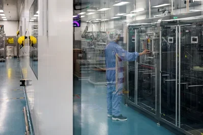 Asian Factory Output Expands on Stockpiling and AI Demand