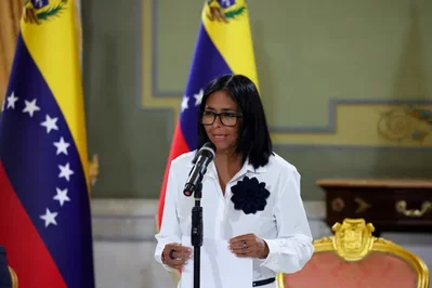 Presidente da Venezuela visita Índia para falar de energia