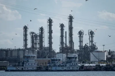 Dutch Court to Hear Greenpeace Case Against Energy Transfer