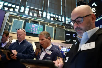 Global Markets Drop on Persistent Middle East Tensions
