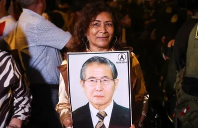 Keiko Fujimori dẫn trước sít sao tại bầu cử Peru