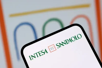 Intesa Sanpaolo has launched an unsolicited cash-and-share offer for Monte dei Paschi di Siena just one day after Banco BPM proposed a merger of equals. The deal includes a branch sale to Unipol and BPER to address competition concerns while creating the euro zone's second-largest banking group.