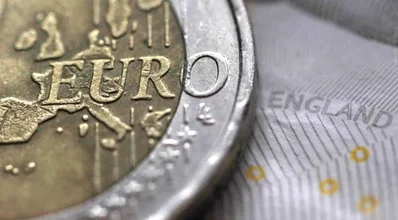 Euro zone bond yields steady ahead of expected ECB hike
