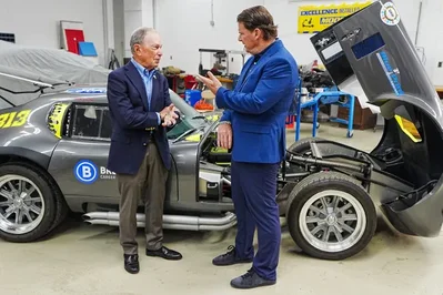 Ford และ Bloomberg ลงทุน 5 ล้านดอลลาร์ในโรงเรียนดีทรอยต์
