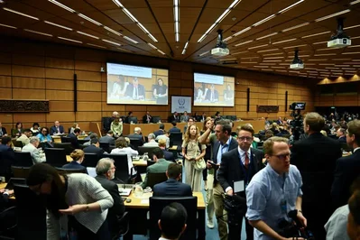 Hội đồng IAEA vừa thông qua nghị quyết yêu cầu Iran phải kê khai đầy đủ các kho dự trữ uranium và cho phép tiến hành các hoạt động thanh sát. Quyết định này được đưa ra sau những đợt không kích quân sự gần đây giữa Mỹ và Iran.