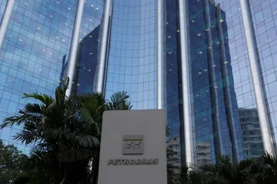 Petrobras has agreed to acquire a 50 percent stake in the offshore Itaimbezinho block from Equinor. The deal is subject to regulatory and government approvals.