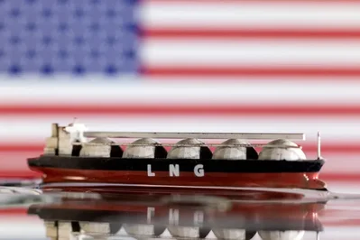 Venture Global และ Atlantic-SEE LNG Trade ขยายข้อตกลงระยะยาวเป็น 1 ล้านเมตริกตันต่อปีเป็นเวลา 20 ปี โดยความร่วมมือนี้มีวัตถุประสงค์เพื่อเสริมสร้างความมั่นคงทางพลังงานทั่วภูมิภาคยุโรปกลางและยุโรปตะวันออก ผ่านการใช้เครือข่าย Vertical Corridor เพื่อกระจายก๊าซในระดับภูมิภาค