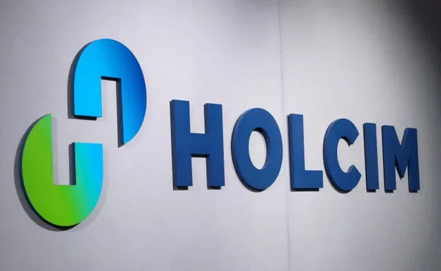 FOTO DE ARCHIVO: El logotipo del fabricante suizo de cemento Holcim se ve en su sede en Zug, Suiza, el 26 de octubre de 2022. REUTERS/Arnd Wiegmann/Foto de archivo
