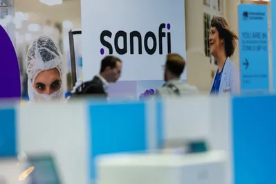 欧州委員会はSanofiが自社の市場地位を守るために競合他社のインフルエンザワクチンを不当に貶めた疑いがあるとして調査を開始しました。今回の本格的な調査は同社のオフィスへの立ち入り検査を経て実施されるものです。当局は同社のマーケティング活動が競争を阻害したかどうかを詳しく検証する方針です。