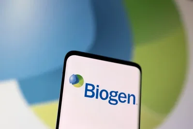 أوقفت Biogen أو أنهت تمويل معظم برامج أبحاث Apellis Pharmaceuticals للتركيز على علاجي Empaveli وSyfovre المعتمدين. كما قامت شركة الأدوية بإلغاء عدد محدود من الأدوار البحثية في إطار دمج الشركة عقب صفقة استحواذ بلغت قيمتها 5.6 مليار دولار اكتملت في وقت سابق من هذا العام.