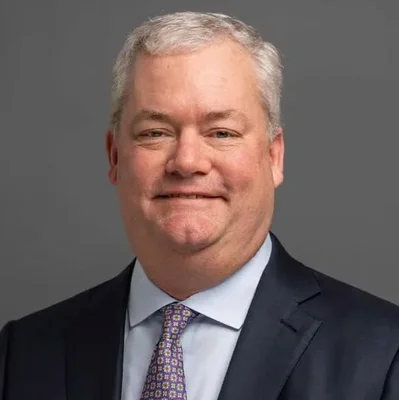 烈酒製造商 Brown-Forman 宣佈，行政總裁 Lawson Whiting 將在公司任職近 30 年後退休。目前該集團正處於具挑戰性的經營環境，且全球需求呈現疲軟態勢，董事會已啟動繼任者搜尋程序，以帶領公司應對市場挑戰。