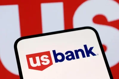 O U.S. Bancorp e o PNC Financial lideraram a recuperação do setor bancário regional, impulsionados pelo investimento empresarial e consumo privado. As receitas dos mercados de capitais em seis grandes bancos subiram 55% em média, devido à retoma de negócios e aquisições estratégicas.