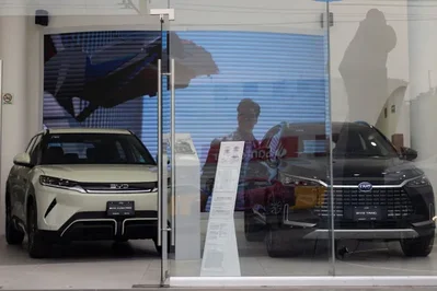 2026年上半期のメキシコ新車市場において中国ブランドのシェアは17パーセントに達し、販売台数は13万7525台に増加しました。新たに50パーセントの関税が課されたことで輸入量は43パーセント減少したものの、メーカー側がコストを吸収することで拡大する市場シェアの維持を図っているとアナリストは分析しています。