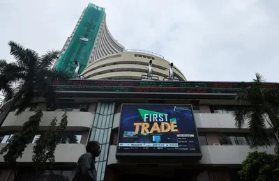 The Nifty 50 and Sensex remained steady as markets paused following a five-session losing streak. While Hindustan Unilever fell on lower profits, the IT sector surged as investors viewed Indian tech firms as insulated from global AI capital expenditure concerns.