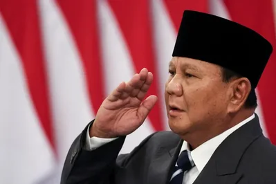印尼總統 Prabowo Subianto 將於星期五發表2027年預算案建議，同時面對民望下滑及投資者日益懷疑。由於財政赤字迫近憲法上限，市場對政府過度開支及出口政策依然感到憂慮。