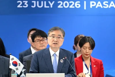 China Weighs November Summit With South Korea
