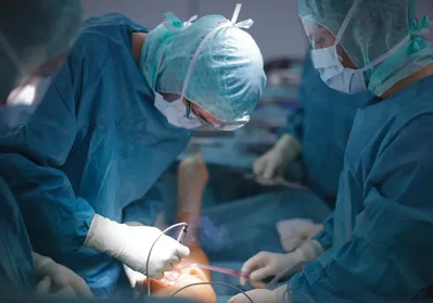 CFO Smith+Nephew John Rogers từ chức