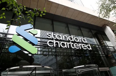 Standard Chartered تقدم صناديق التحوط للعملاء