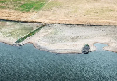 Low German rivers hinder economic recovery