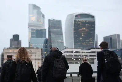 UK Services Sector Accelerates in August