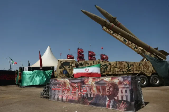 صواريخ إيرانية معروضة في ميدان آزادي في طهران، إيران، 30 يوليو 2026. مجيد عسكري بور/وكالة أنباء غرب آسيا عبر رويترز