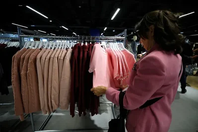 Shein เตรียมจ่าย 3.5 พันล้านดอลลาร์ให้ผู้ลงทุนก่อน IPO ฮ่องกง