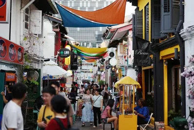 Inflação subjacente de Singapura sobe 2,0 por cento
