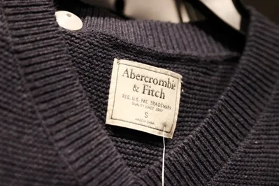 Abercrombie Raises Forecasts as Shares Jump
