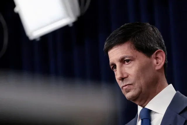 FILE PHOTO: U.S. Federal Reserve Chairman Kevin Warsh holds a press conference in Washington, D.C., U.S. July 29, 2026. REUTERS/Evelyn Hockstein/File Photo