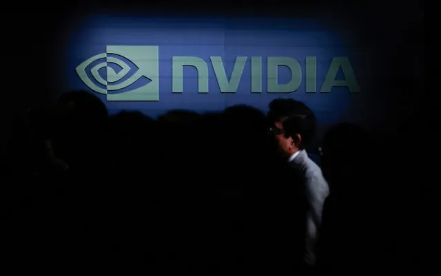 شعار Nvidia يظهر خلال حفل استقبال صحفي حول منظومة الذكاء الاصطناعي في اليابان بطوكيو، اليابان، 16 يوليو 2026. رويترز/مانامي يامادا