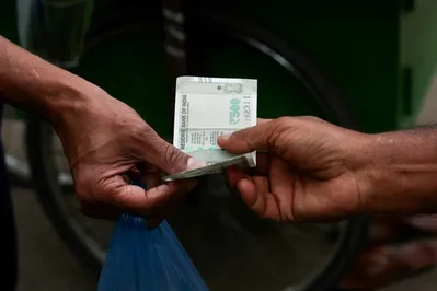 Rupee chịu áp lực từ Fed khi trái phiếu đối mặt nguy cơ bán tháo