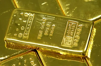 تراجع الذهب مع ترقب الأسواق لبيانات التوظيف الأمريكية