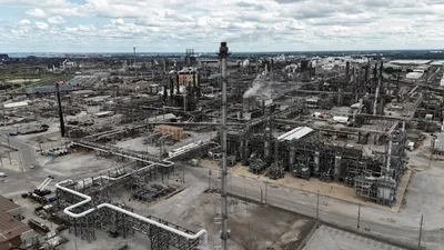 BP Refinery Lockout Tests Big Oil Labor Power