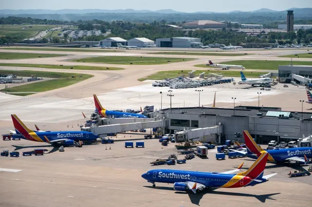 Aviones de Southwest Airlines en el Aeropuerto Internacional de Nashville en Nashville, Tennessee, el martes 25 de agosto de 2026.