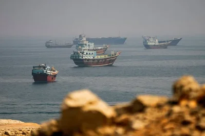 US Economic Squeeze Reduces Iran Hormuz Leverage