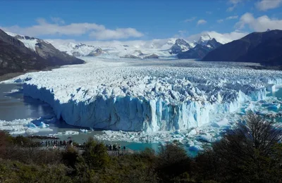 Global tech companies and energy firms are eyeing Argentina's Patagonia region for new mega data centers. Investors are drawn to the area's cool climate and abundant renewable energy resources. However, infrastructure hurdles and political factors remain key considerations.